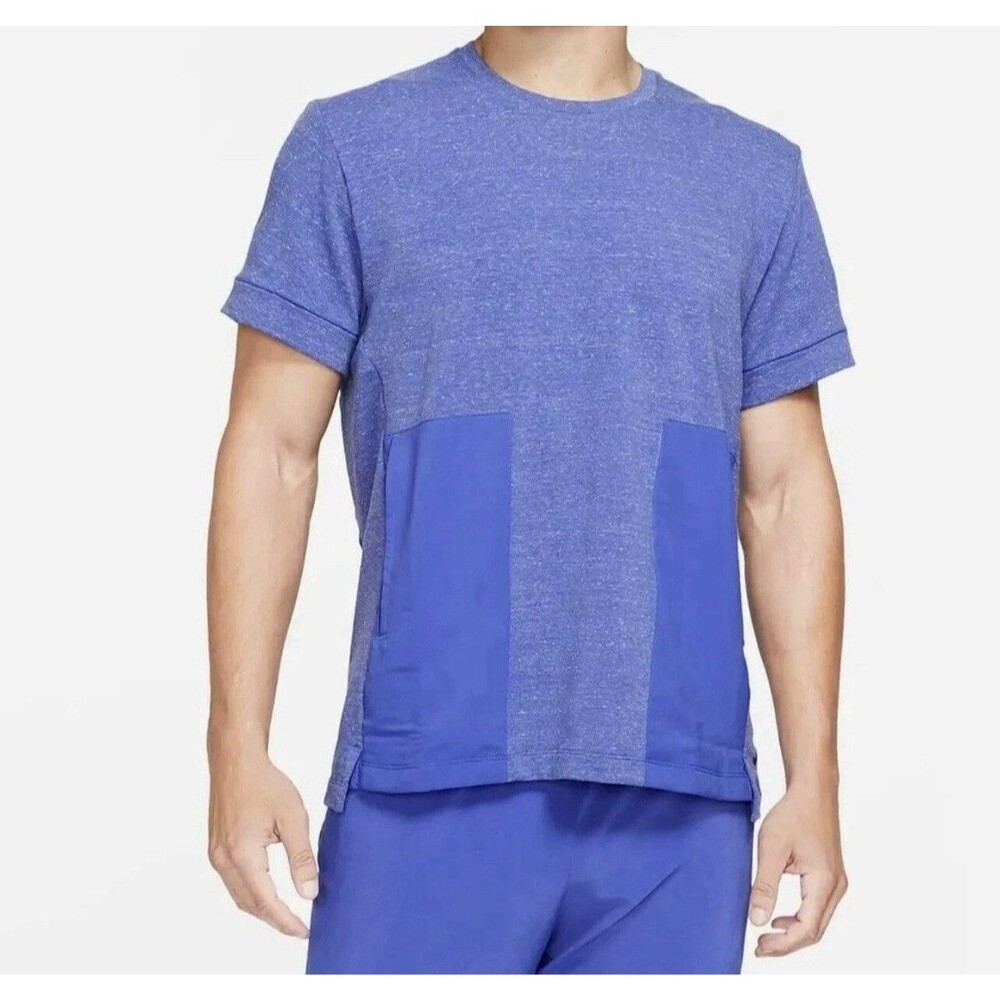 Nike Yoga Dri-FIT Short Sleeve T-Shirt Blue DH1927-499 Men’s Size Medium